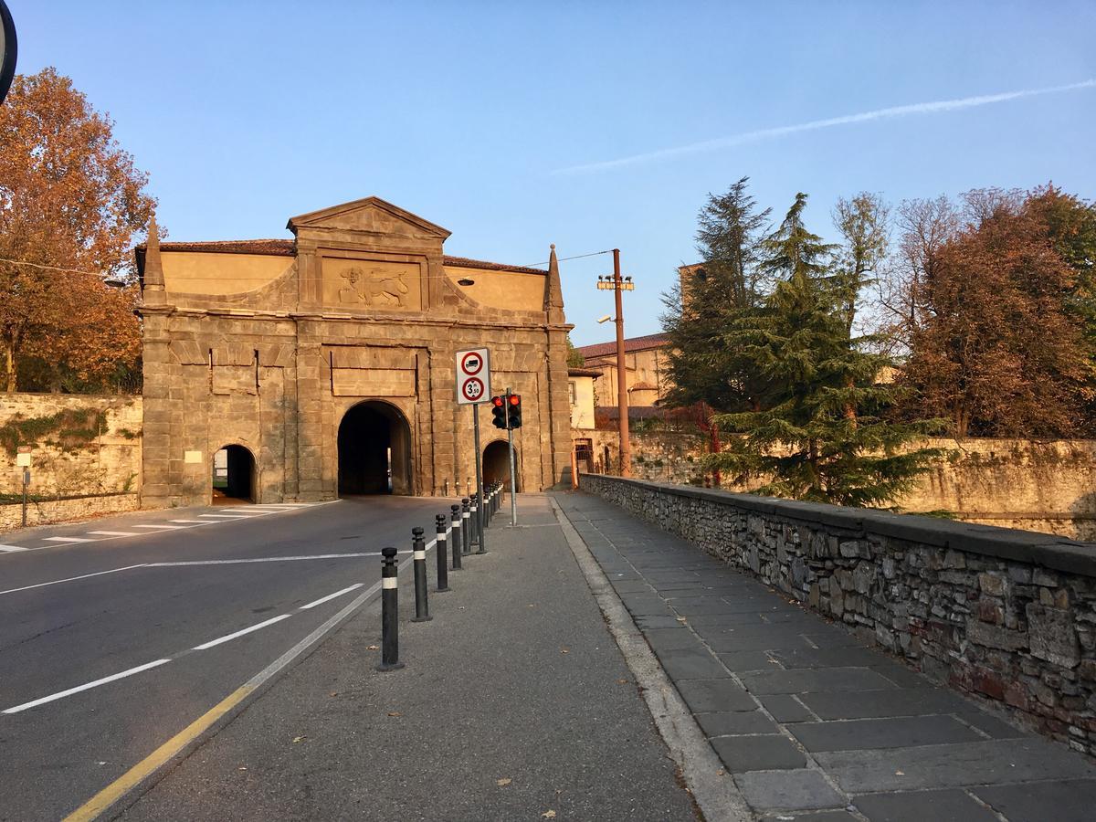 The Little House In Bergamo Apartment Екстериор снимка